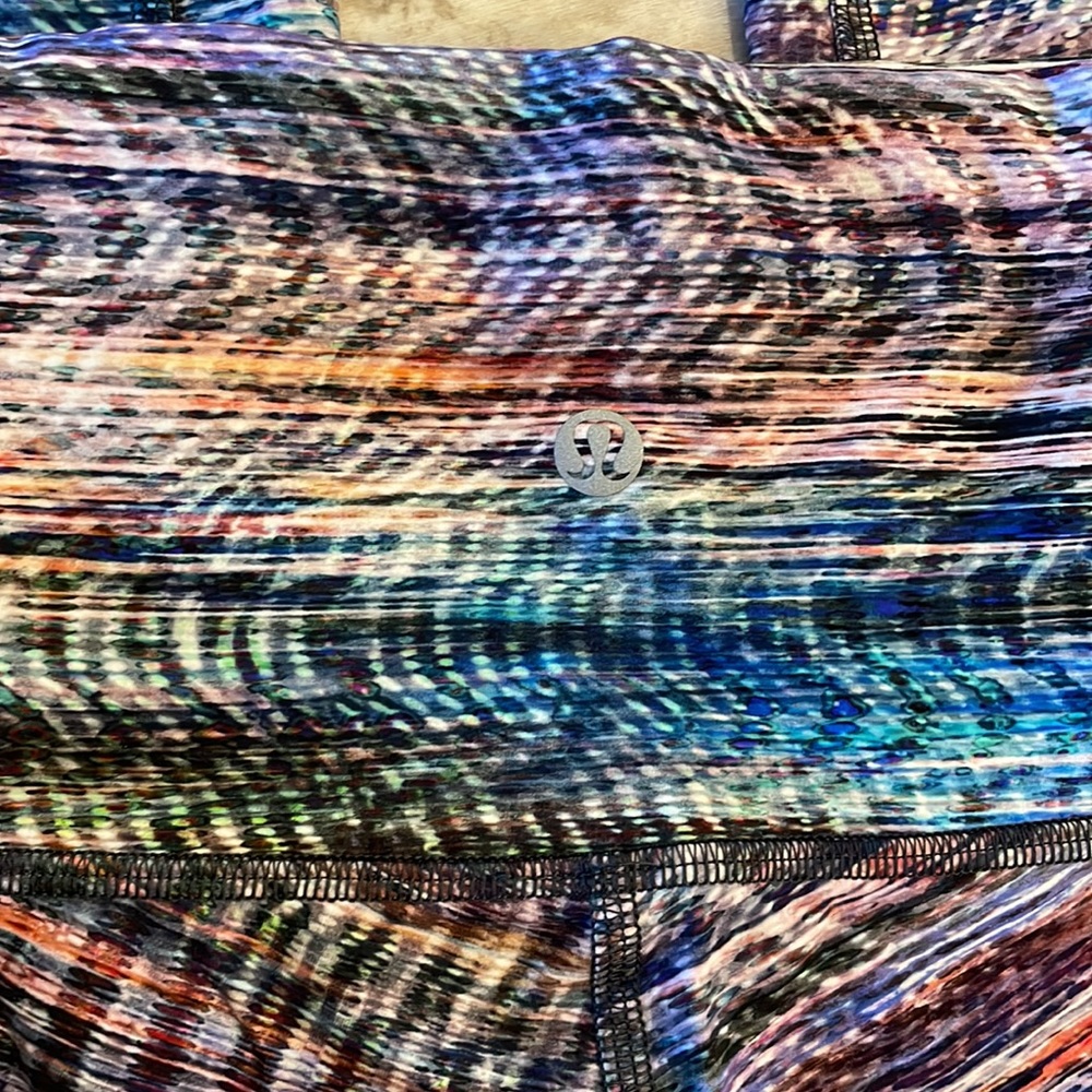 Wunder Under Crop Multi Color Size 4 - image 5